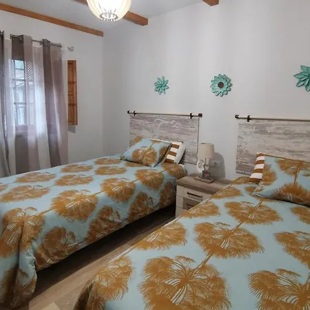 Vistas Al Teide Con Jacuzzi, Wifi Y Tv Satelite Santa Ursula (Tenerife)